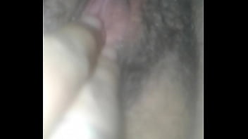 Perrita Caliente Se Toca Toda