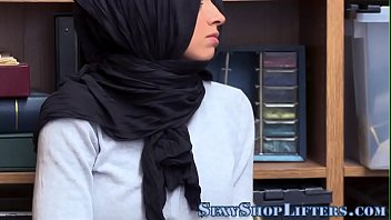 Muslim Teen Facialized By Policeman