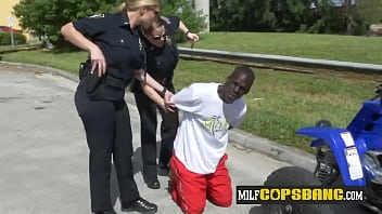 Suspect Gives Rough Blonde Rimjob Before Fucking Her Pussy
