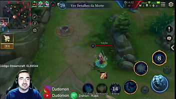 Dudomon Com Darcy 1/11 Leva Enrrabada De Coelho E Batman No Blue