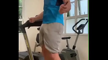 Henri Castelli Exercitando A Mala