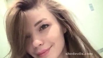 Magrinha Essa Menina Sapeca Quer Mesmo Transar