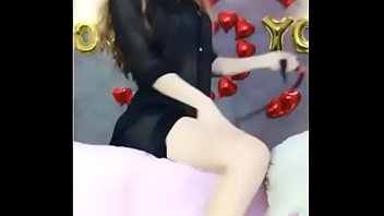 Uplive Hot Girl Sexy Dance