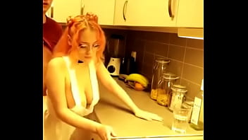 Como Se Llama? Grandes Tetas Con Lentes