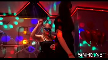 Enjoyable Nectar Harvesting - hardcore, blowjob, party, orgy, group-sex, wetlook, eurobabes, sex-party - Video 3071721