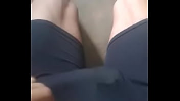 Leonardo Rodrigues Passando Mão No Pau Durão Com Short Ciclista