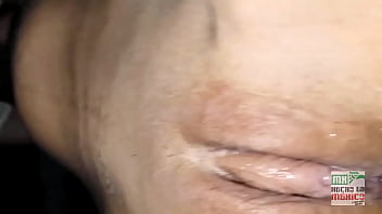 Sophie Petite E Amateur Mexicana Posando Para Sus Fans Fetichistas, 23 Cms De Pies Y Tanga Moradita, De Perrito Y Corrida En Su Abdome Y Tetas