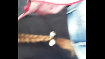 Nalgona En El Bus - flaca, nalgona - Video 3232919