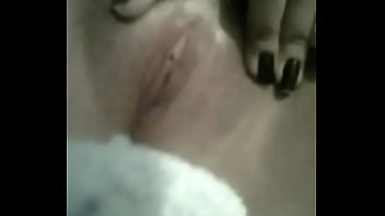 Desnudándome Después De Bañarme