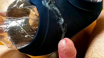 ブルマ擦り付け電マ オナニー