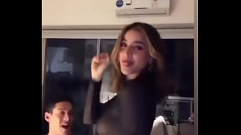 Las Tetas De La Chilena Belen