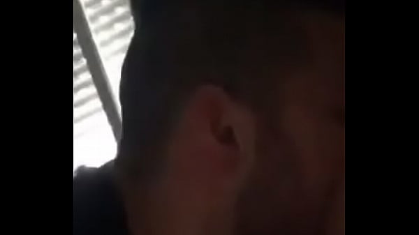 Chupando O Cuzinho Do Branquinho