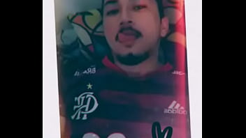 Sozinho Em Casa - Precisando De Uma Enfermeira Boa