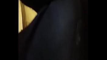 Vieja Culona Metiendose Un Palo En El Culo