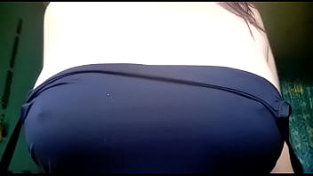 Putita Muy Rica Muestra Sus Tetas