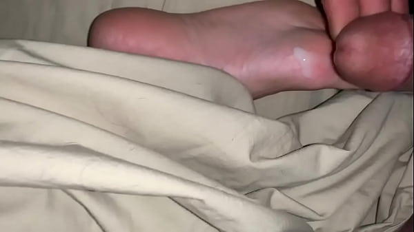 Cumshot, Feet - Cumshot - 2025 - Incredible - Scene - Video 3046716