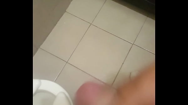 Se Masturba Juan