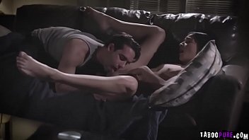 Charming Young Uncle Logan Pierce Manipulates His Niece Emily Willis To Take Her Virginity!