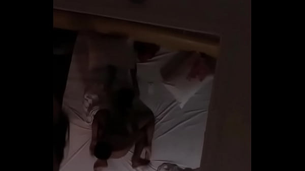 Esposa Amigo Corno