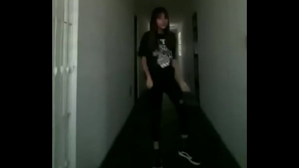 _ndia Safada Rebolando Gostoso Ao Som De Mini Boi