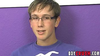 Nerdy Homo Is Happy To Relax And Stroke His Mighty Dick