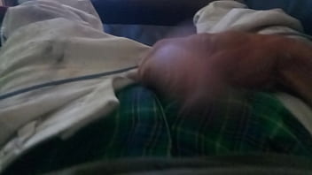 Bored Watching Porn - masturbating, cum-shot, soloboy - Video 3201393