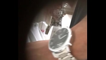 Hétero Enrustido Punheta No Shopping