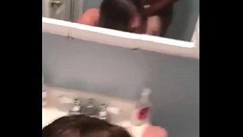 Blonde Nashville Teen Having Sex In The Bath