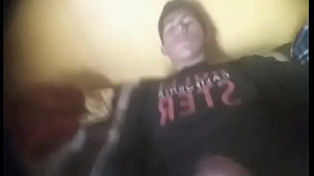 Colegial Paceño Masturbandose En Clases