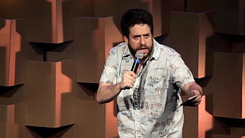 Mauricio Meirelles Lendo Os Comentarios Dessa Plataforma De Entreterimento Maravilhosa