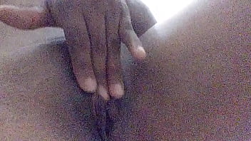 Eu Tomando Banho E Batento Uma Siririca, Siga No Insta @gabisantiiss