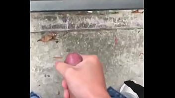 Sục chym ngoài trời