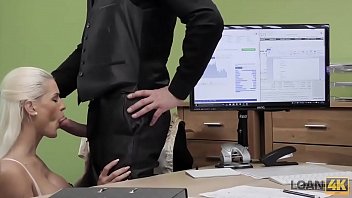 Loan4k. Il Casting Speciale Viene Passato Dalla Bionda E Ottiene Credito