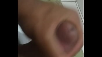 Mostrando Meu Pauzão Torto