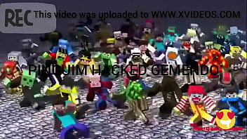 Pinguim Hacked Gemendo Gostoso