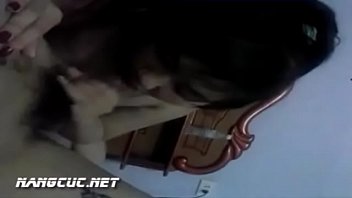 Em Yến Tuyết sinh vi_n Đại học mở