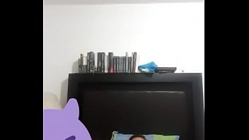 Lo Que Me Manda Cuando Me Extraña