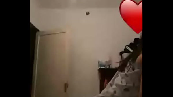 Gravo A Mi Amiga Haciendo Twerk