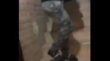 Me Recibe Con Pantaloncitos Apretados Y Me La Termina Chupando