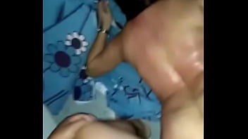 Mi Vecina Arrecha Me Pide Que Se La Empuje Duro