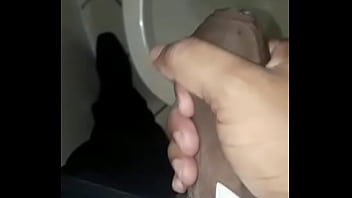 Gozando No Trabalho - handjob, masturbation, solo, gozada, punheta, pau-grande - Video 3007608