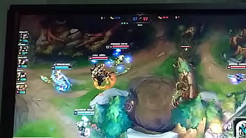 Brand Queimando Tudo Completo De Gostoso