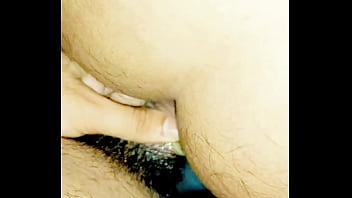 Activo Bisexual De 22 Años Experimenta Conmigo.