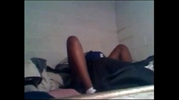 Magnumthin Eating Pussy