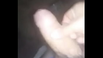 Esperando A Mi Jerma Que Salga Del Baño