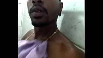 Novinho Gozando No Banho - black, masturbation, solo, gay, big-cock, banho, soloboy, black-cock, bigcok, dotado, novinho - Video 2995312