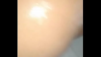 Novinha Lesbica Safada Tomando Banho