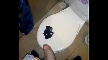 Gozando Na Calcinha Da Filha Do Meu Chefe