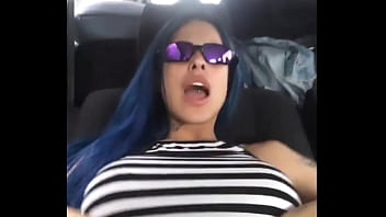 Mc Tati Zaqui Pagando Peitinho Insta