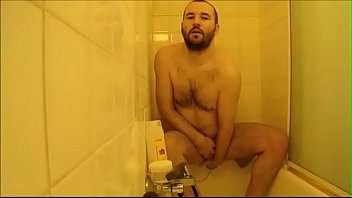 Seul Sous Ma Douche En Musique